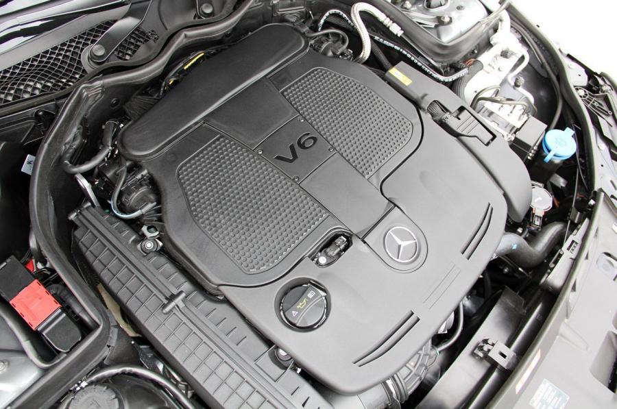  Mercedes-Benz C-Class Coupe 2012 года  (фото 38 из 99)